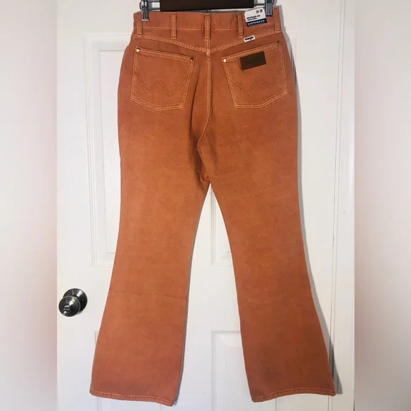 Wrangler Highrise Bootcut jeans